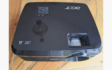 Retro Projecteur ACER X1230PK Model QNX0901 + Enceintes
